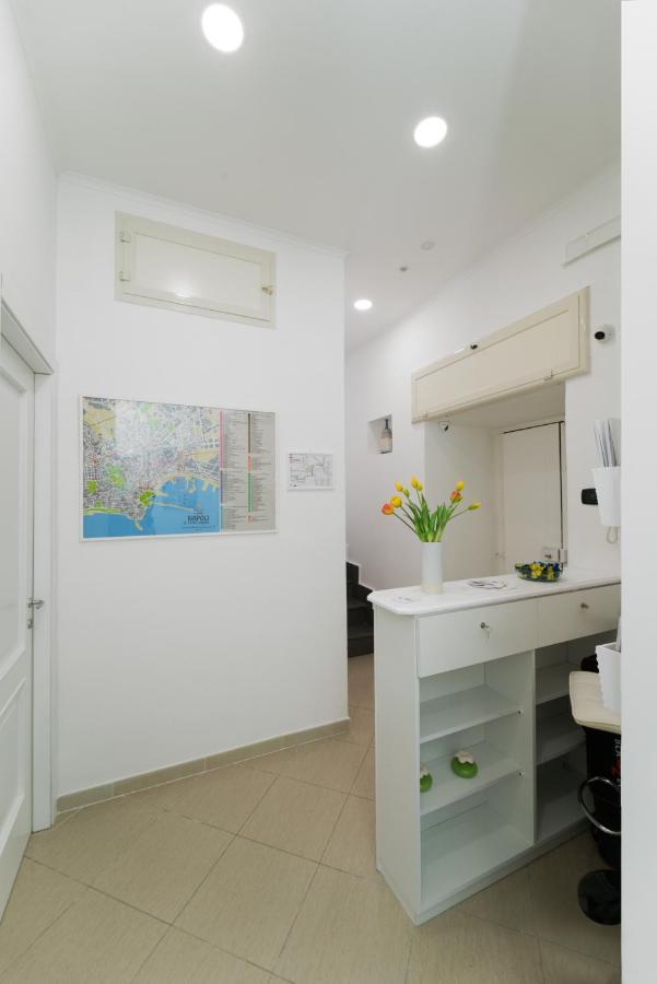 Suite&Luxury Rooms Palazzo Diomede Carafa Napoli Exterior foto
