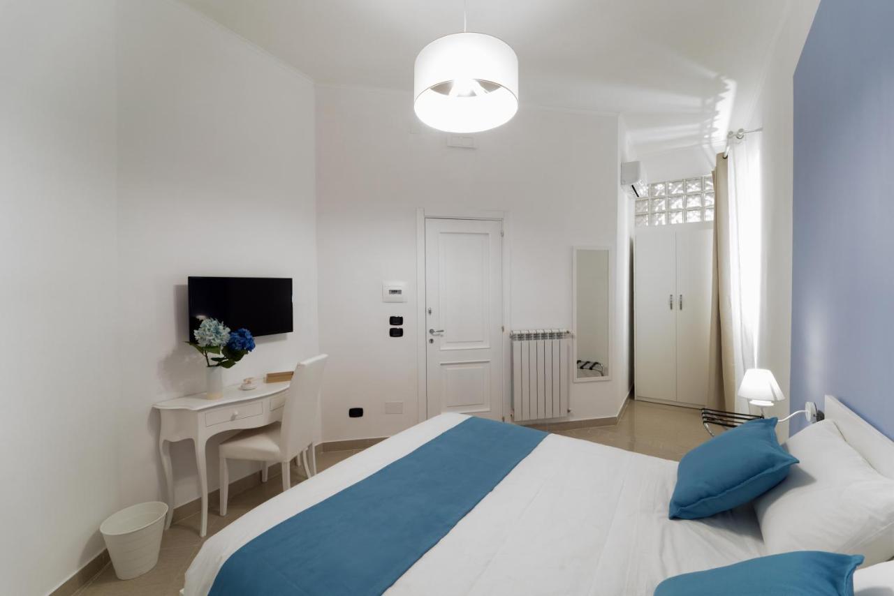 Suite&Luxury Rooms Palazzo Diomede Carafa Napoli Exterior foto