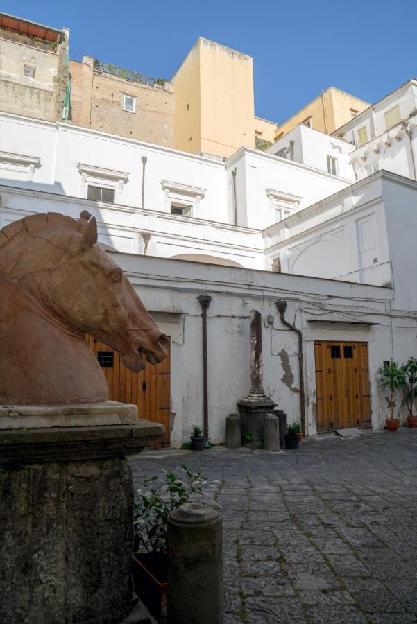 Suite&Luxury Rooms Palazzo Diomede Carafa Napoli Exterior foto