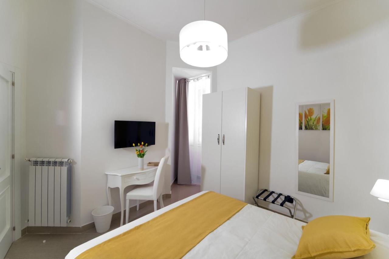 Suite&Luxury Rooms Palazzo Diomede Carafa Napoli Exterior foto