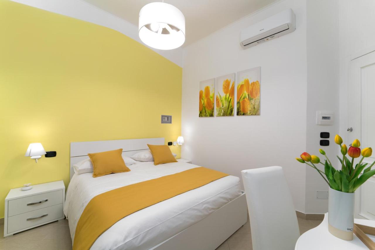 Suite&Luxury Rooms Palazzo Diomede Carafa Napoli Exterior foto